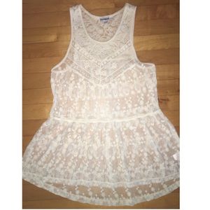 Express xsmall lace tunic